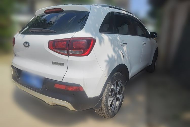 Used Kia KX3 2015 1.6L Automatic Two-Wheel Drive DLX Rear Right 45 Deg