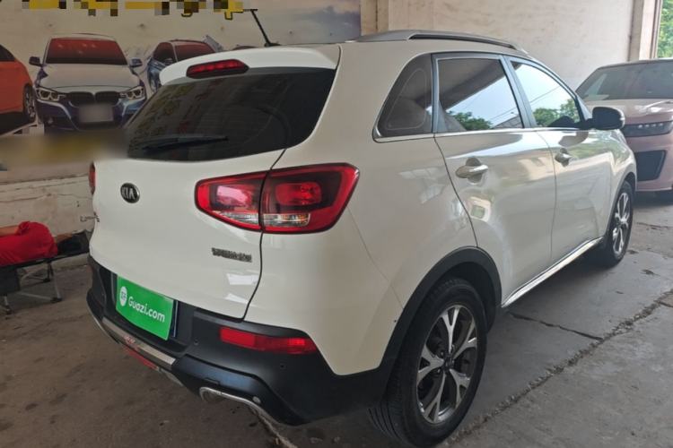 Used Kia KX3 2015 1.6L Automatic Two-Wheel Drive DLX Rear Right 45 Deg