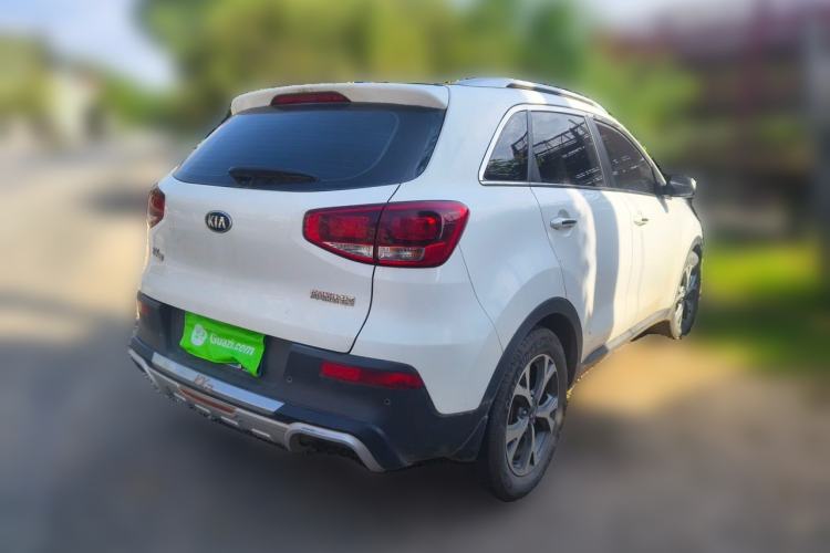 Used Kia KX3 2015 1.6L Automatic Two-Wheel Drive DLX Rear Right 45 Deg