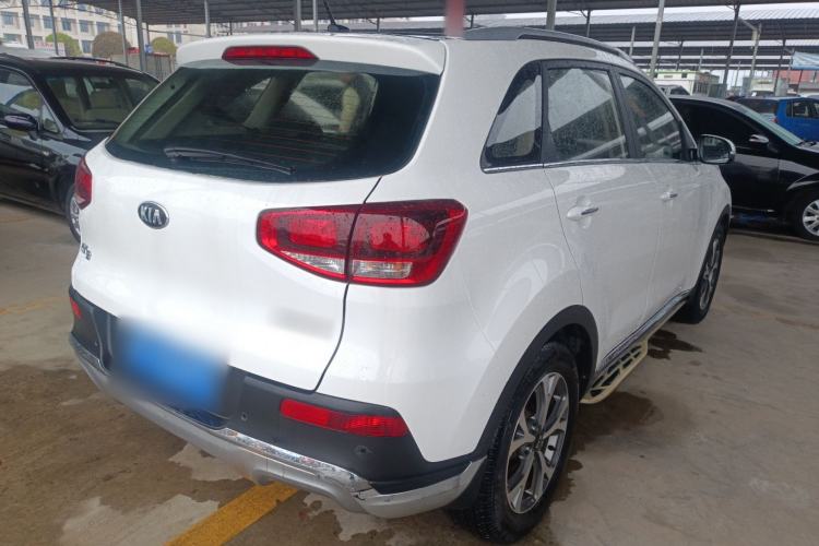Used Kia KX3 2015 1.6L Automatic Two-Wheel Drive DLX Rear Right 45 Deg
