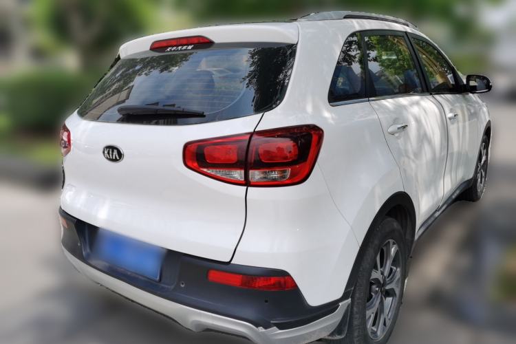 Used Kia KX3 2015 1.6L Automatic Two-Wheel Drive DLX Rear Right 45 Deg