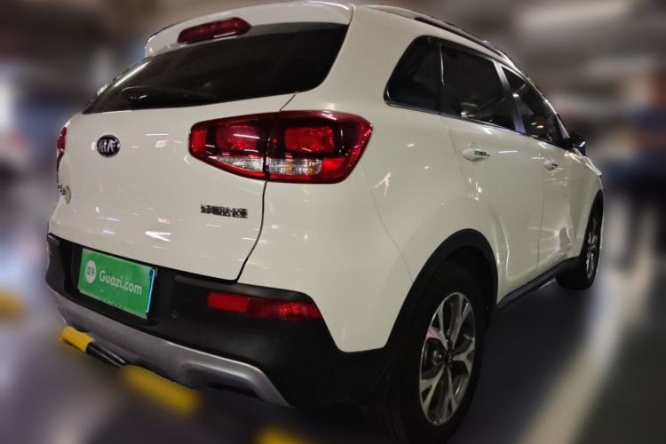 Used Kia KX3 2015 1.6L Automatic Two-Wheel Drive DLX Rear Right 45 Deg