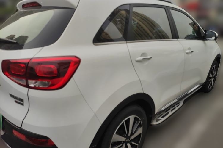 Used Kia KX3 2015 1.6T Automatic Two-Wheel Drive DLX Rear Right 45 Deg