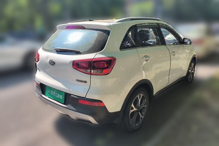 Used Kia KX3 2015 1.6L Automatic Two-Wheel Drive DLX Rear Right 45 Deg
