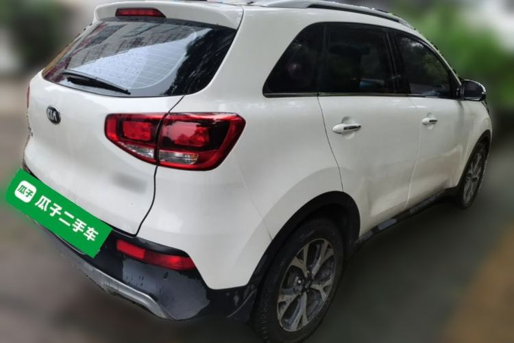Used Kia KX3 2015 1.6L Automatic Two-Wheel Drive DLX Rear Right 45 Deg