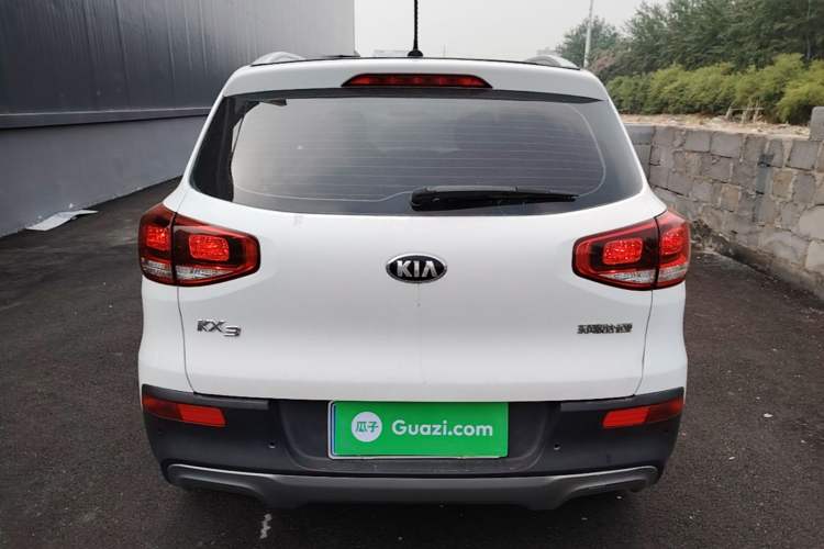Used Kia KX3 2015 1.6L Automatic Two-Wheel Drive DLX Rear