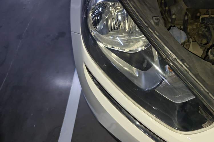 Used Kia KX3 2015 1.6L Automatic Two-Wheel Drive DLX Right Front Headlight