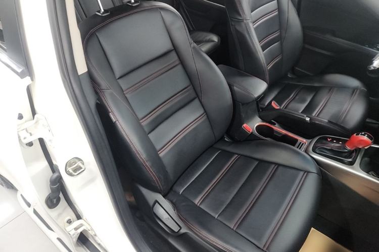 Used Kia KX3 2015 1.6T Automatic Two-Wheel Drive DLX Right Front Seat