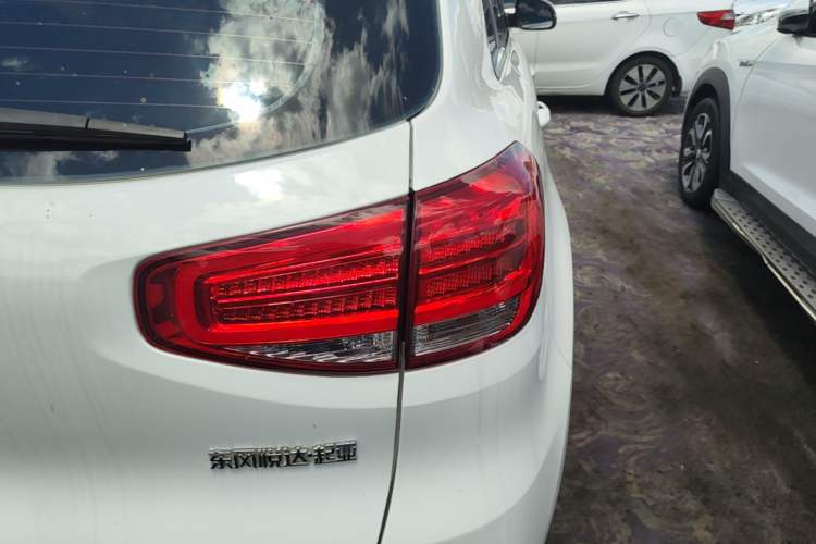 Used Kia KX3 2015 1.6L Automatic Two-Wheel Drive PRM Right Rear Taillight