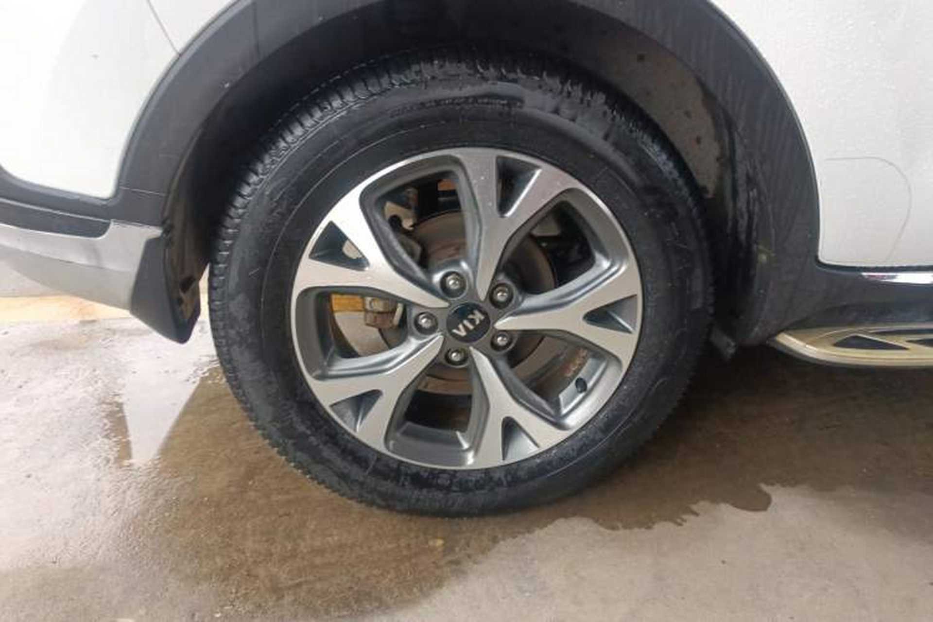 Used Kia KX3 2015 1.6L Automatic Two-Wheel Drive DLX Right Rear Wheel Hub