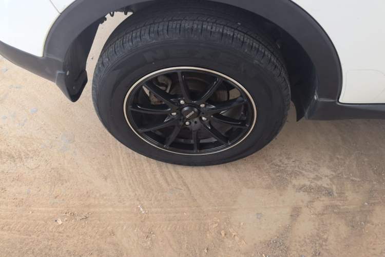 Used Kia KX3 2015 1.6L Manual Two-Wheel-Drive GLS Right Rear Wheel Hub