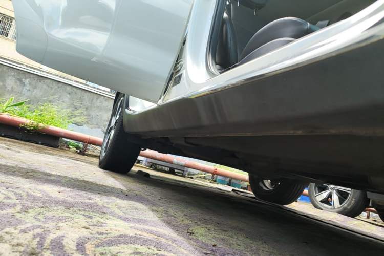 Used Kia KX3 2015 1.6L Automatic Two-Wheel Drive PRM Right Side Sill