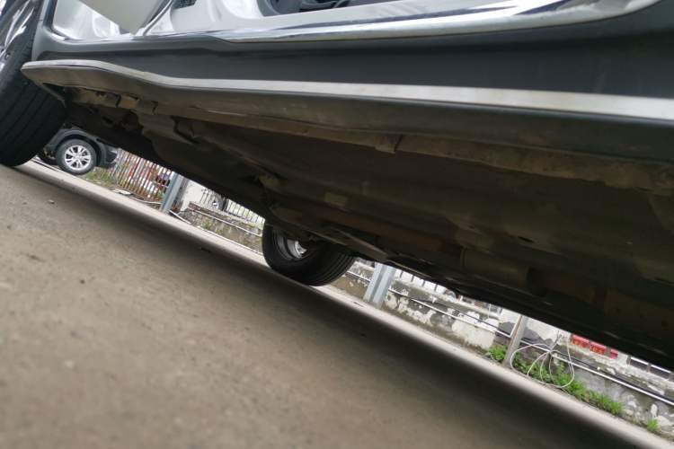 Used Kia KX3 2015 1.6L Automatic Two-Wheel Drive DLX Right Side Sill