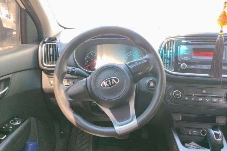 Used Kia KX3 2015 1.6L Automatic Two-Wheel Drive DLX Steering Wheel