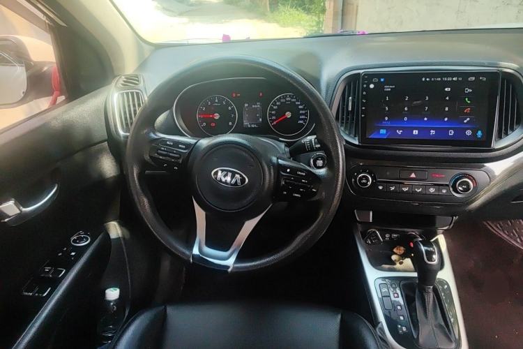 Used Kia KX3 2015 1.6L Automatic Two-Wheel Drive DLX Steering Wheel
