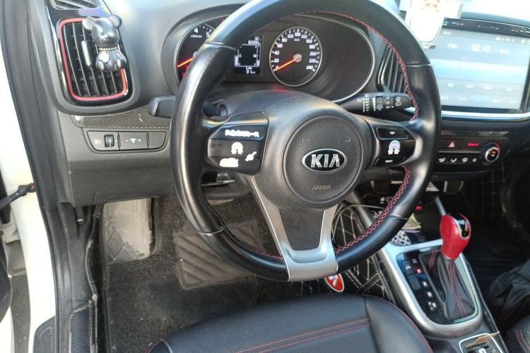 Used Kia KX3 2015 1.6T Automatic Two-Wheel Drive DLX Steering Wheel