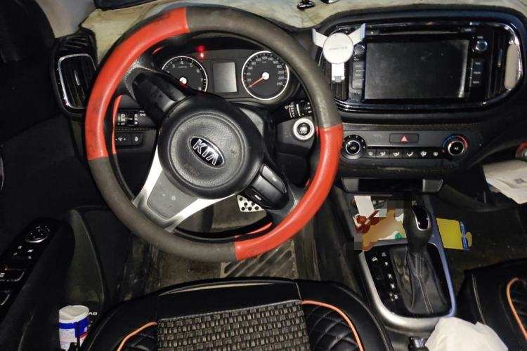 Used Kia KX3 2015 1.6L Automatic Two-Wheel Drive DLX Steering Wheel