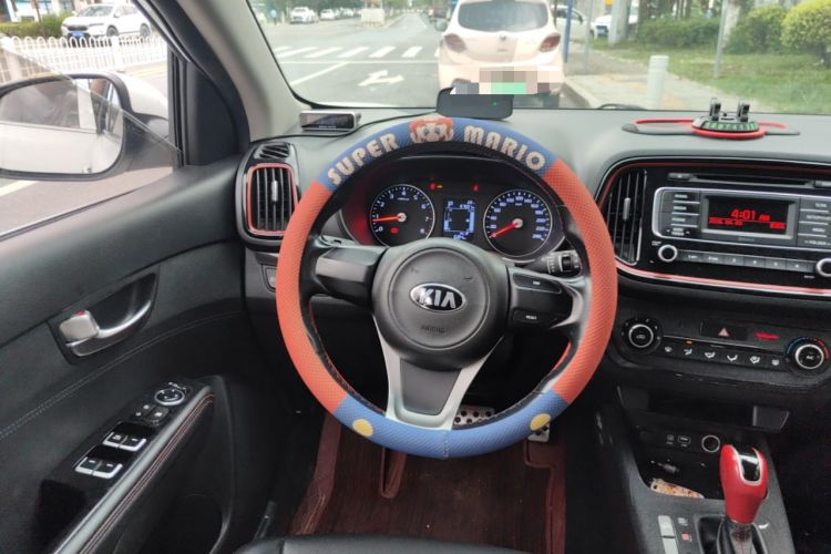 Used Kia KX3 2015 1.6T Automatic Two-Wheel Drive DLX Steering Wheel