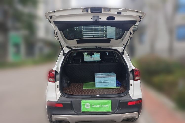 Used Kia KX3 2015 1.6L Automatic Two-Wheel Drive DLX Trunk