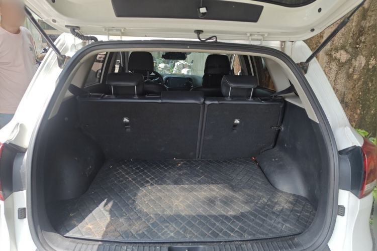 Used Kia KX3 2015 1.6L Automatic Two-Wheel Drive DLX Trunk