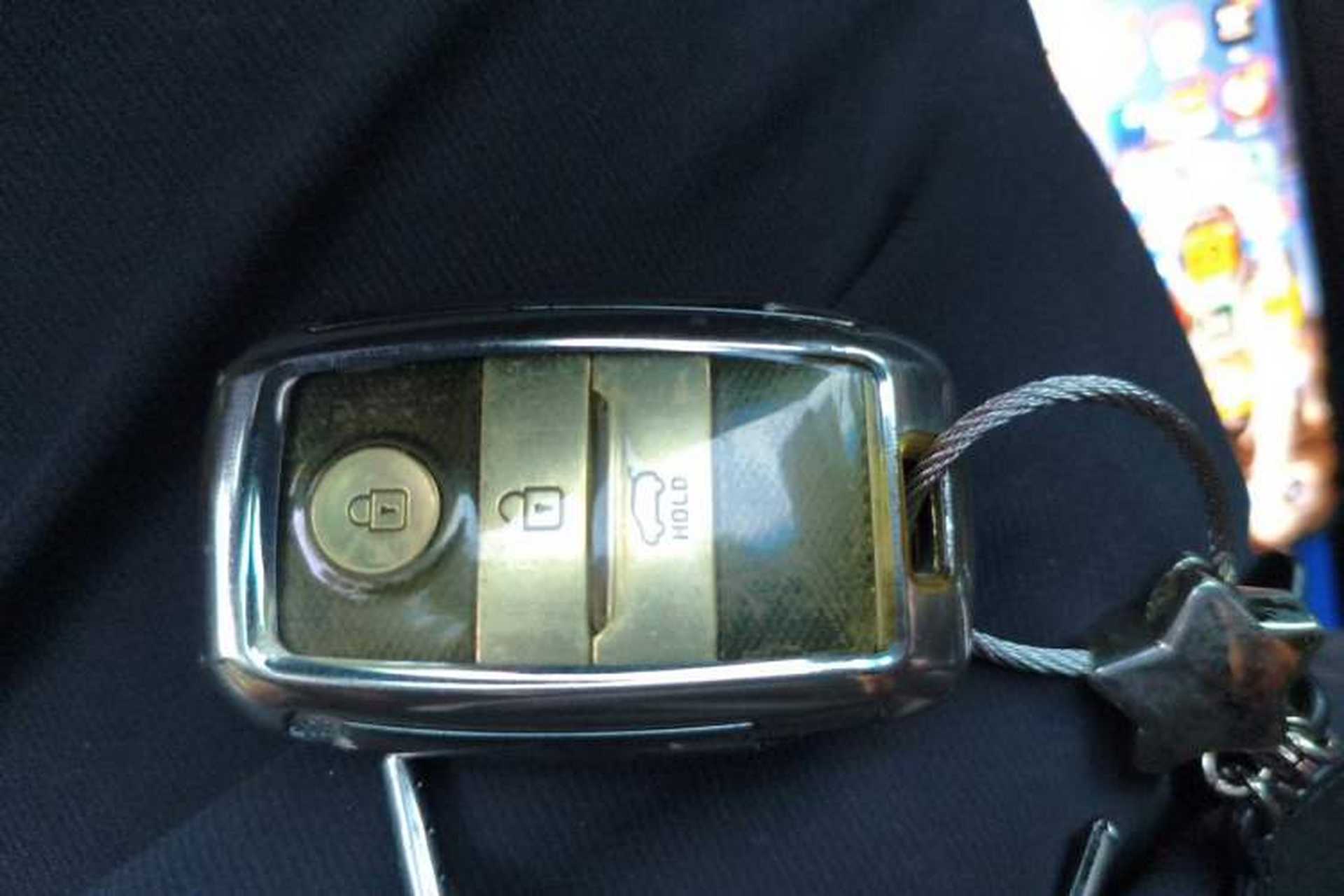 Used Kia KX3 2015 1.6L Automatic Two-Wheel Drive DLX Vehicle Key