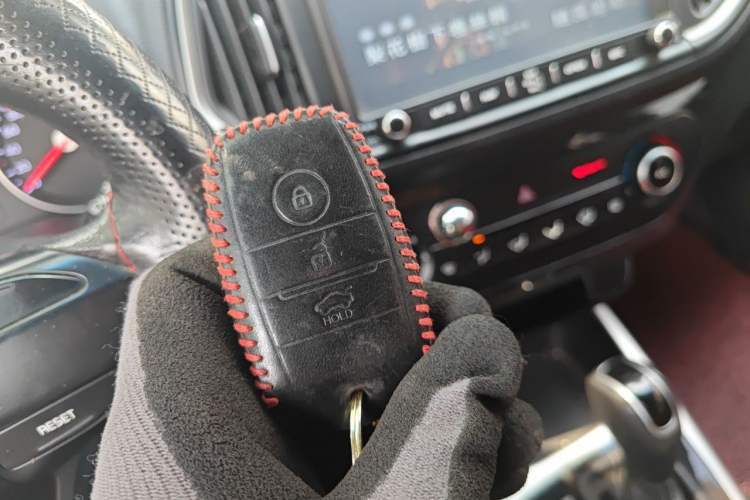 Used Kia KX3 2015 1.6L Automatic Two-Wheel Drive DLX Vehicle Key