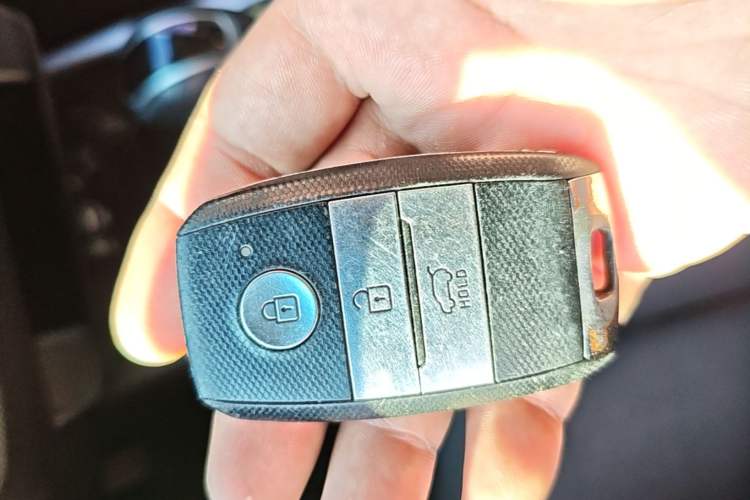 Used Kia KX3 2015 1.6L Automatic Special Vehicle Key