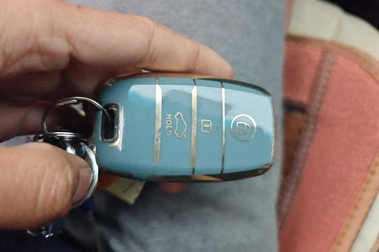 Used Kia KX3 2015 1.6L Automatic Two-Wheel Drive DLX Vehicle Key