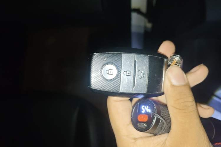 Used Kia KX3 2015 1.6L Automatic Two-Wheel Drive DLX Vehicle Key