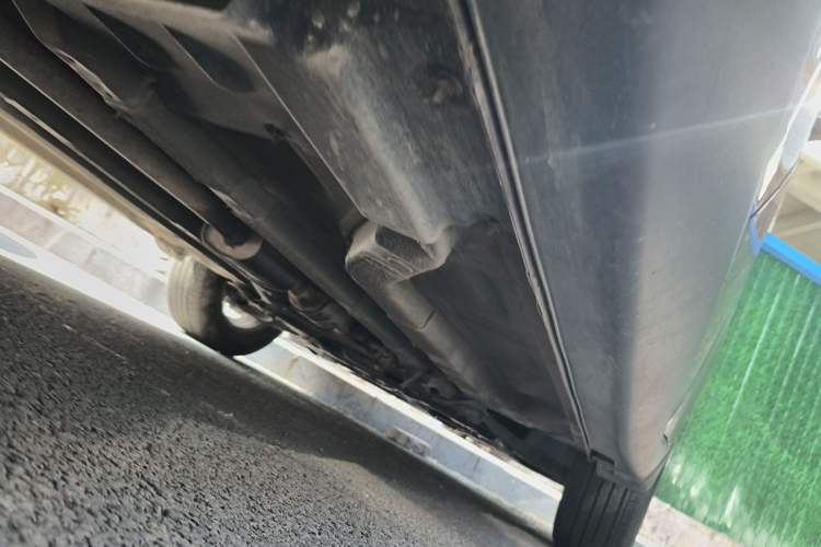 Used Kia KX3 2015 1.6L Automatic Special Chassis Rear Right