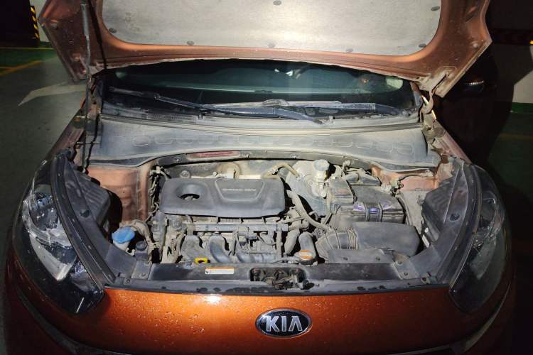 Used Kia KX3 2015 1.6L Automatic Two-Wheel Drive DLX Engine Bay