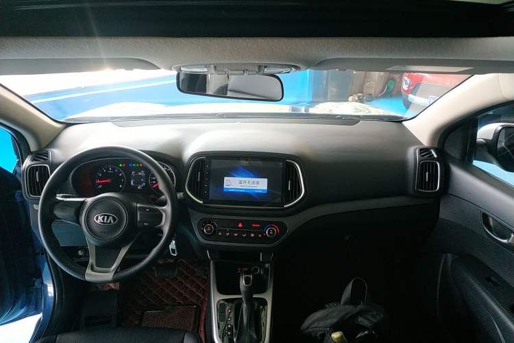 Used Kia KX3 2017 1.6L Automatic Aoya Version Center Console