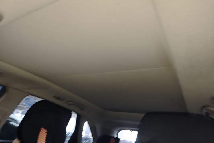 Used Kia KX3 2017 1.6T Automatic Aoya Edition Headliner