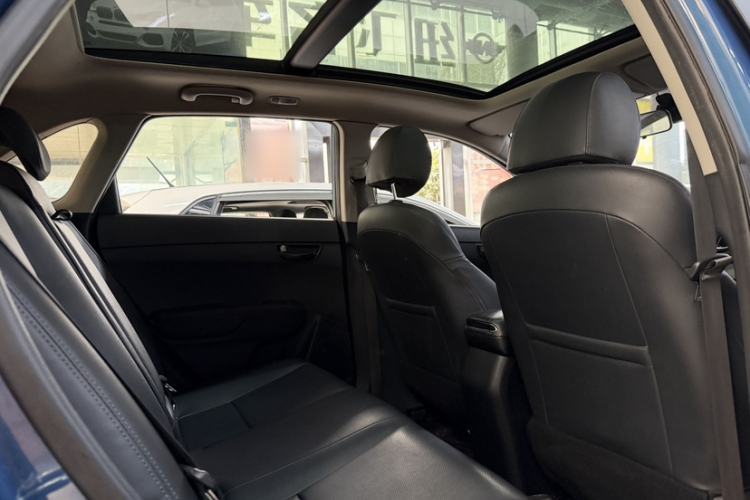 Used Kia KX3 2017 1.6L Automatic Aoya Version Interior 5