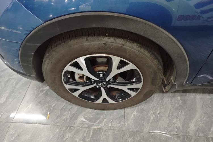 Used Kia KX3 2017 1.6T Automatic Aoya Edition Left Front Wheel Hub