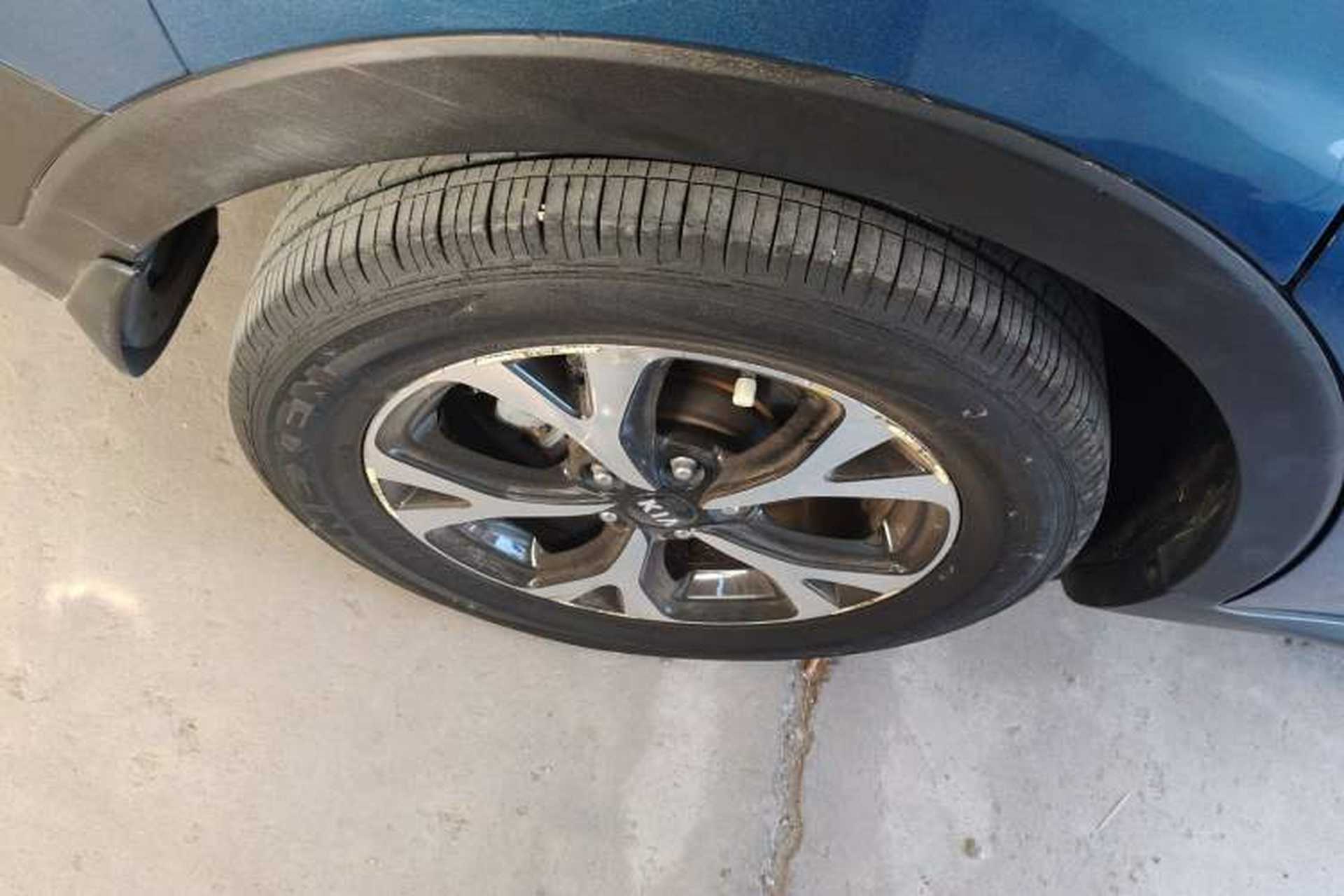 Used Kia KX3 2017 1.6T Automatic Aoya Edition Right Rear Wheel Hub