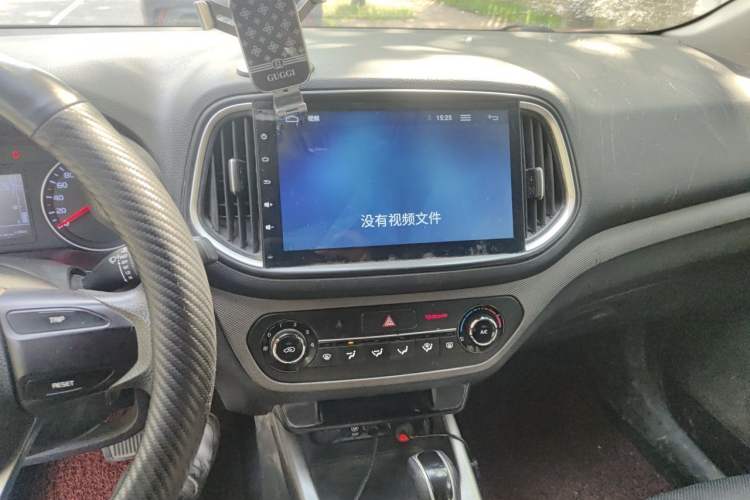 Used Kia KX3 2017 1.6L Automatic Aoya 15th Anniversary Special Edition Audio And AC Panel