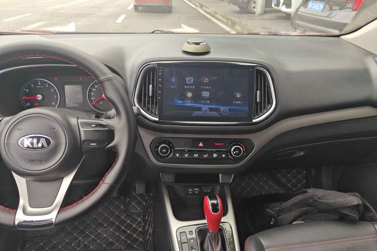Used Kia KX3 2017 1.6T Automatic Aoya Edition Audio And AC Panel