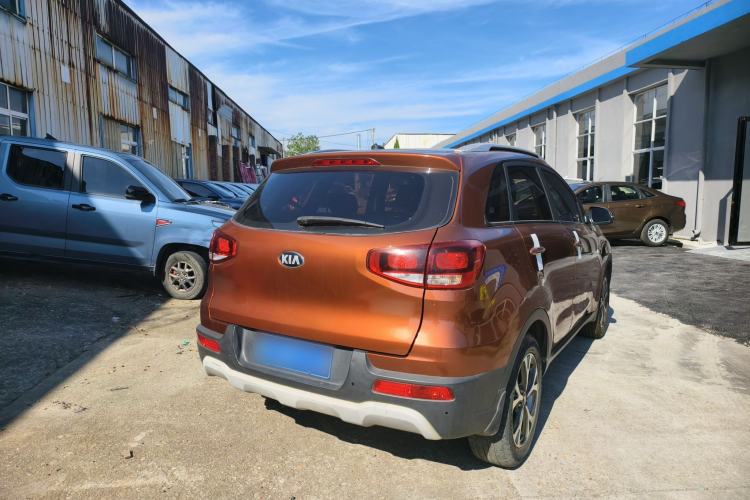 Used Kia KX3 2017 1.6L Automatic Aoya Version Exterior 3