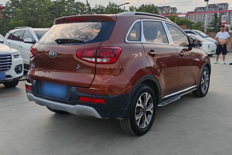 Used Kia KX3 2017 1.6L Automatic Aoya Version Exterior 5