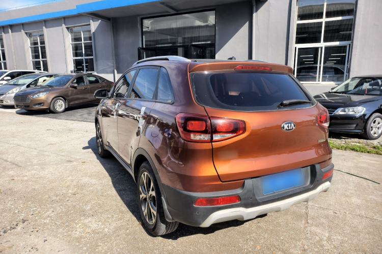 Used Kia KX3 2017 1.6L Automatic Aoya Version Exterior 5