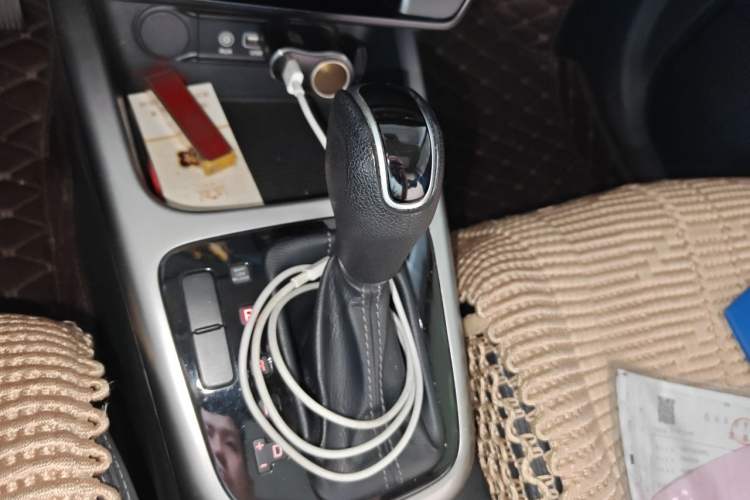 Used Kia KX3 2017 1.6L Automatic Aoya Version Gear Lever