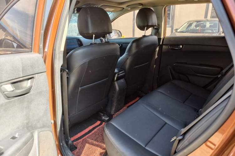Used Kia KX3 2017 1.6L Automatic Aoya Version Interior 1