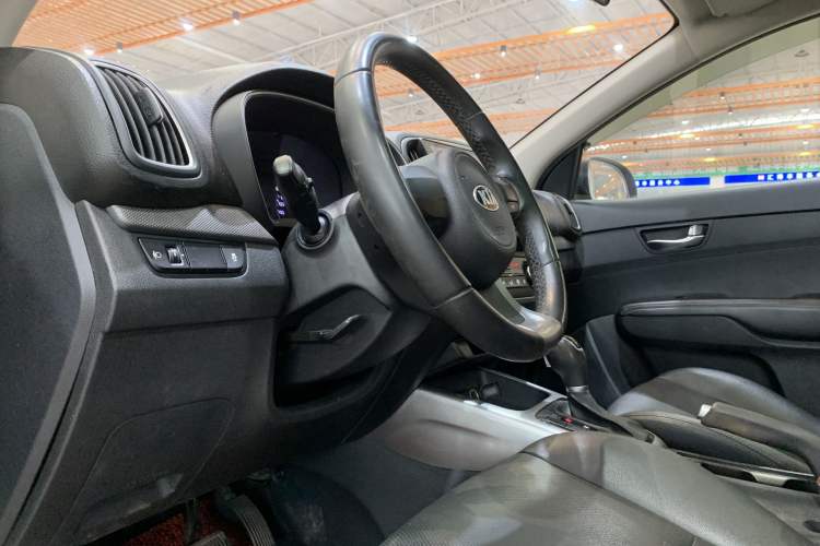Used Kia KX3 2017 1.6L Automatic Aoya 15th Anniversary Special Edition Interior 5