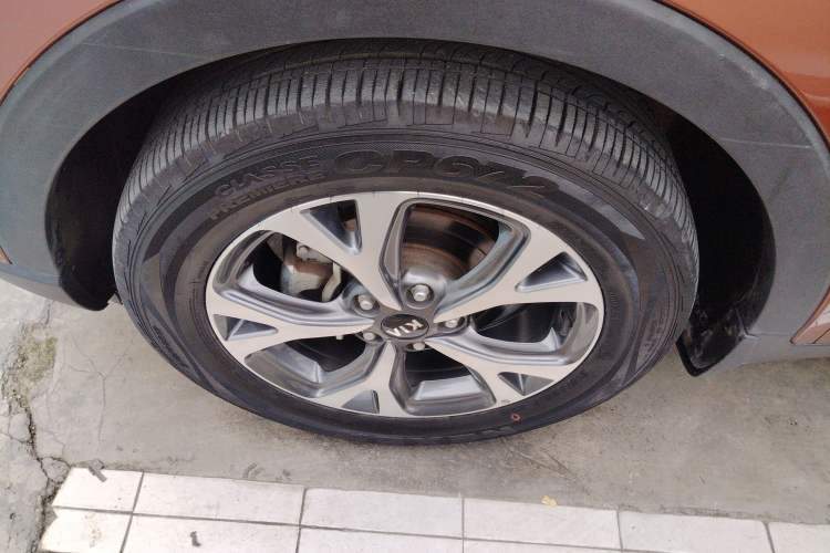 Used Kia KX3 2017 1.6L Automatic Aoya Version Left Front Wheel Hub