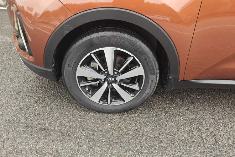 Used Kia KX3 2017 1.6T Automatic Aoya Edition Left Front Wheel Hub