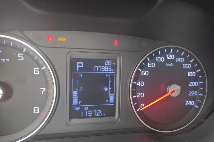 Used Kia KX3 2017 1.6L Automatic Aoya Version Odometer Close Up