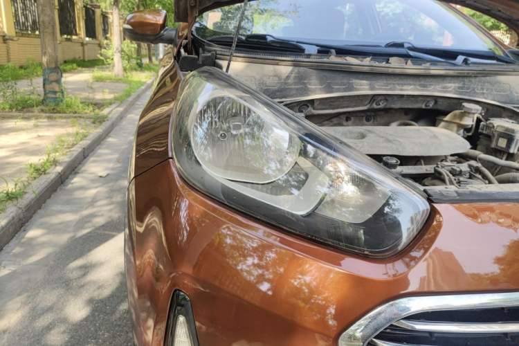 Used Kia KX3 2017 1.6L Automatic Aoya 15th Anniversary Special Edition Right Front Headlight