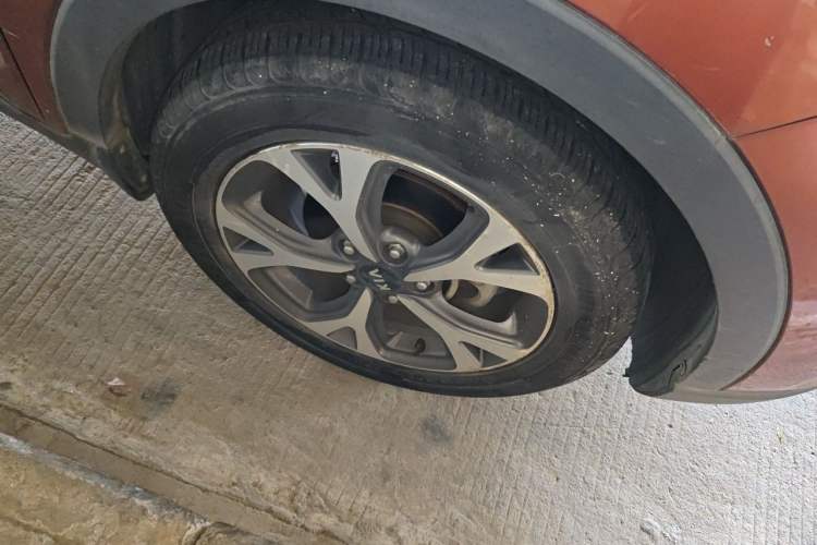 Used Kia KX3 2017 1.6L Automatic Aoya Version Right Front Wheel Hub