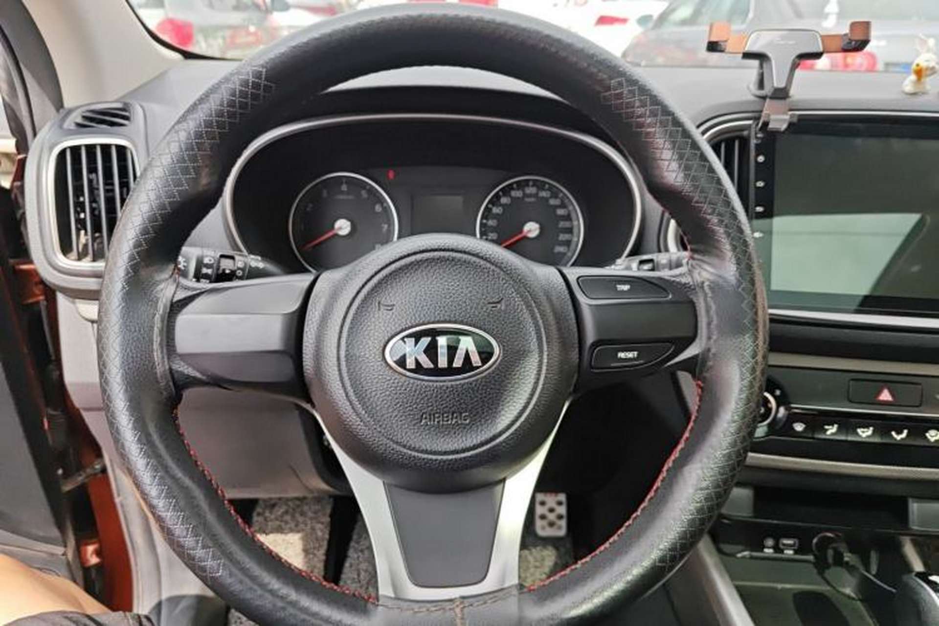 Used Kia KX3 2017 1.6L Automatic Aoya Version Steering Wheel